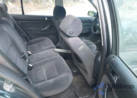 2003 Volkswagen Jetta Gls 1.8T z USA, uszkodzony, nr VIN 3VWSE69M03M057753